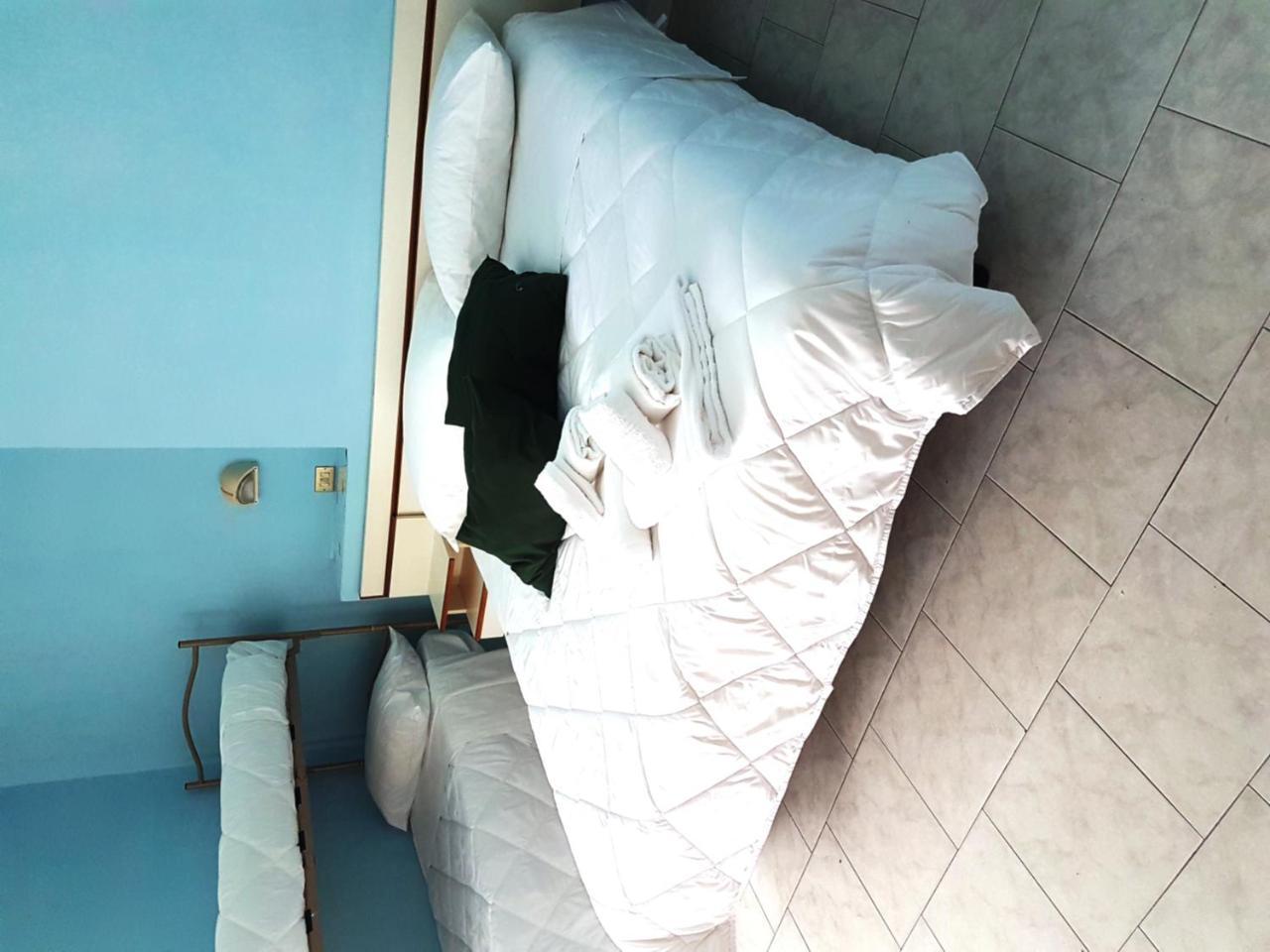 Hotel Giannella Rimini Bagian luar foto